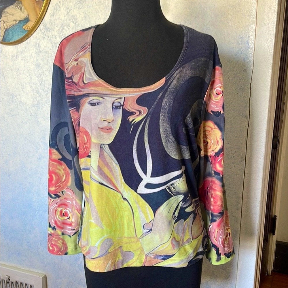 #Artistic Women's Top with Multicolor Design